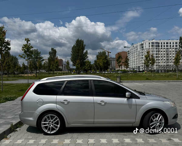 Серый Форд Фокус, объемом двигателя 1.6 л и пробегом 240 тыс. км за 5000 $, фото 12 на Automoto.ua