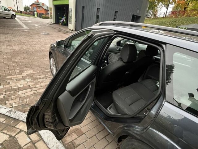 Серый Форд Фокус, объемом двигателя 1.6 л и пробегом 280 тыс. км за 6200 $, фото 12 на Automoto.ua