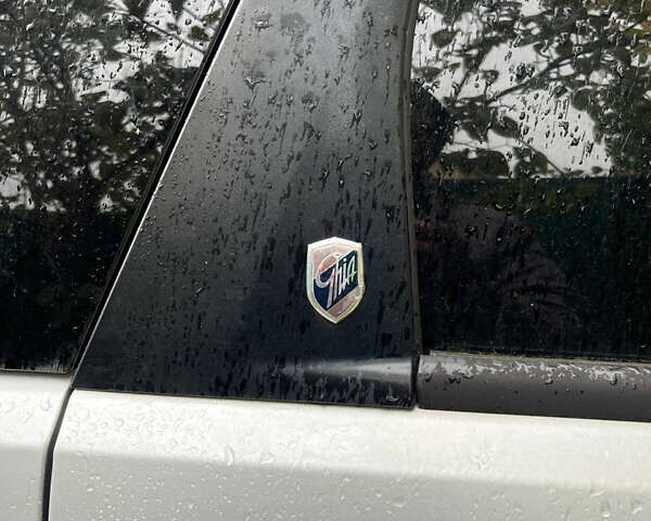 Серый Форд Фокус, объемом двигателя 1.6 л и пробегом 273 тыс. км за 4000 $, фото 1 на Automoto.ua