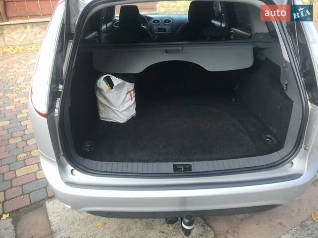 Сірий Форд Фокус, об'ємом двигуна 1.6 л та пробігом 265 тис. км за 6200 $, фото 12 на Automoto.ua