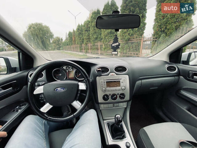 Сірий Форд Фокус, об'ємом двигуна 1.6 л та пробігом 303 тис. км за 6200 $, фото 36 на Automoto.ua