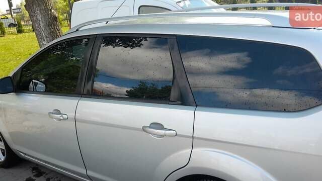 Серый Форд Фокус, объемом двигателя 1.6 л и пробегом 219 тыс. км за 6100 $, фото 2 на Automoto.ua