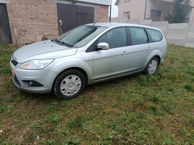 Серый Форд Фокус, объемом двигателя 1.6 л и пробегом 172 тыс. км за 5200 $, фото 2 на Automoto.ua