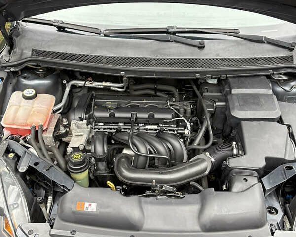 Сірий Форд Фокус, об'ємом двигуна 1.6 л та пробігом 217 тис. км за 5600 $, фото 19 на Automoto.ua