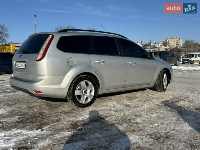 Сірий Форд Фокус, об'ємом двигуна 1.6 л та пробігом 324 тис. км за 5500 $, фото 5 на Automoto.ua