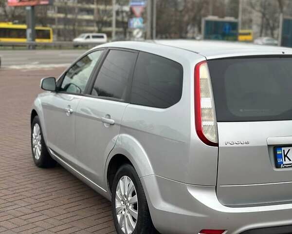 Сірий Форд Фокус, об'ємом двигуна 1.6 л та пробігом 176 тис. км за 5699 $, фото 5 на Automoto.ua