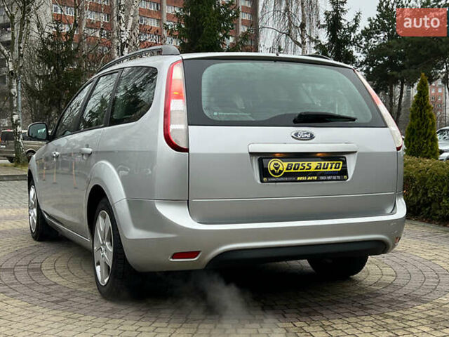 Серый Форд Фокус, объемом двигателя 1.56 л и пробегом 175 тыс. км за 5400 $, фото 4 на Automoto.ua
