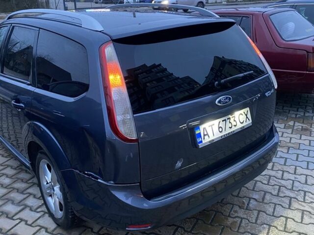 Серый Форд Фокус, объемом двигателя 1.6 л и пробегом 292 тыс. км за 5200 $, фото 3 на Automoto.ua