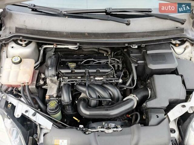 Серый Форд Фокус, объемом двигателя 1.6 л и пробегом 218 тыс. км за 6000 $, фото 10 на Automoto.ua