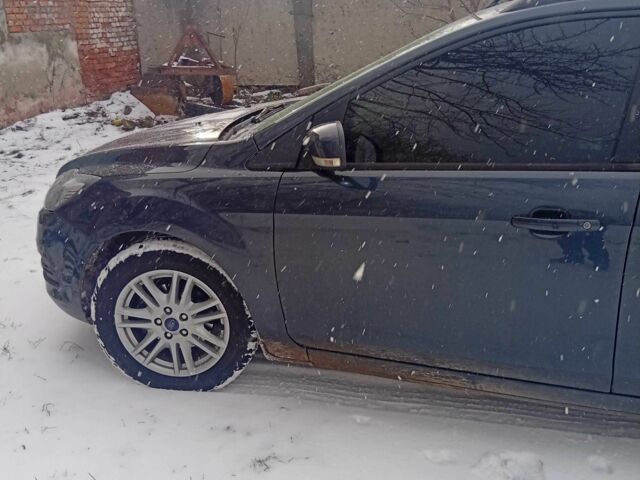 Сірий Форд Фокус, об'ємом двигуна 1.6 л та пробігом 2 тис. км за 6000 $, фото 2 на Automoto.ua