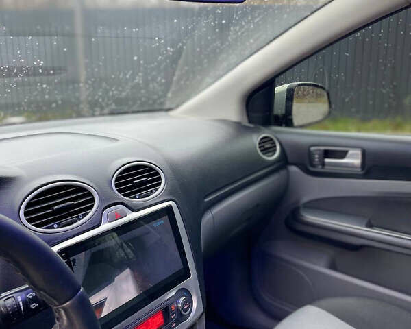 Сірий Форд Фокус, об'ємом двигуна 1.75 л та пробігом 326 тис. км за 5849 $, фото 37 на Automoto.ua