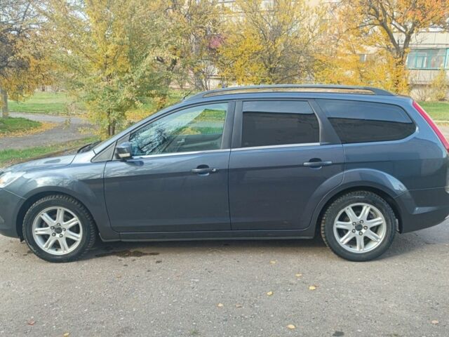 Серый Форд Фокус, объемом двигателя 1.6 л и пробегом 224 тыс. км за 6100 $, фото 7 на Automoto.ua