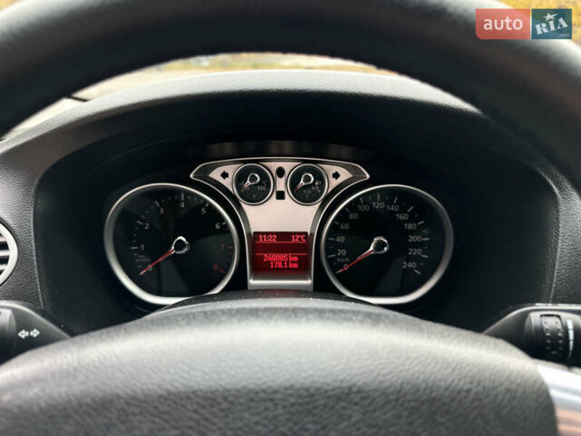 Сірий Форд Фокус, об'ємом двигуна 1.6 л та пробігом 240 тис. км за 5300 $, фото 13 на Automoto.ua