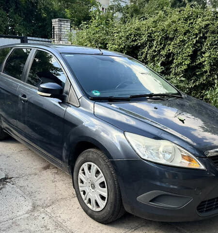 Сірий Форд Фокус, об'ємом двигуна 1.6 л та пробігом 246 тис. км за 5499 $, фото 4 на Automoto.ua