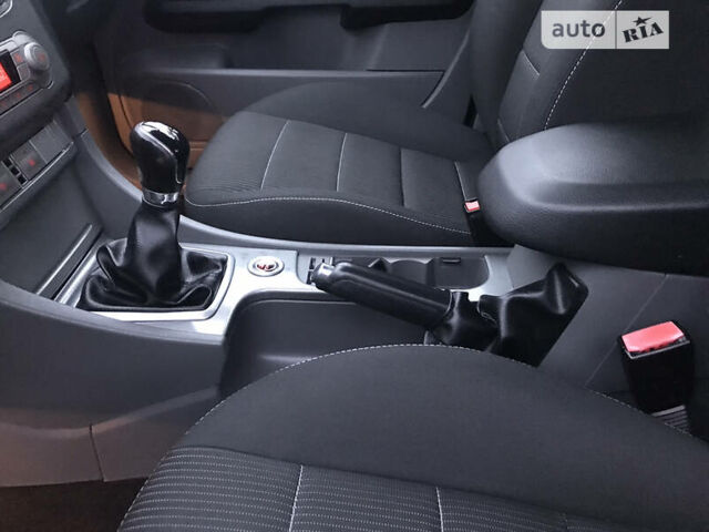 Серый Форд Фокус, объемом двигателя 1.6 л и пробегом 177 тыс. км за 6899 $, фото 61 на Automoto.ua