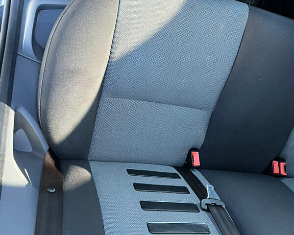 Серый Форд Фокус, объемом двигателя 1.6 л и пробегом 270 тыс. км за 5999 $, фото 35 на Automoto.ua