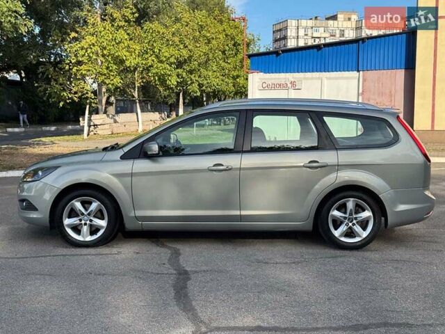 Сірий Форд Фокус, об'ємом двигуна 1.6 л та пробігом 300 тис. км за 5990 $, фото 1 на Automoto.ua
