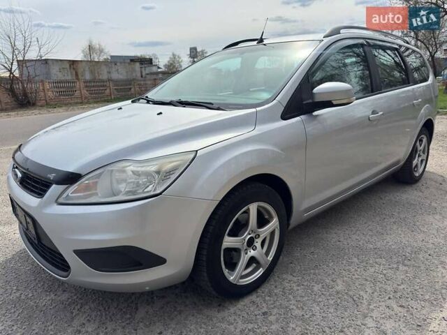 Сірий Форд Фокус, об'ємом двигуна 1.6 л та пробігом 240 тис. км за 5700 $, фото 2 на Automoto.ua