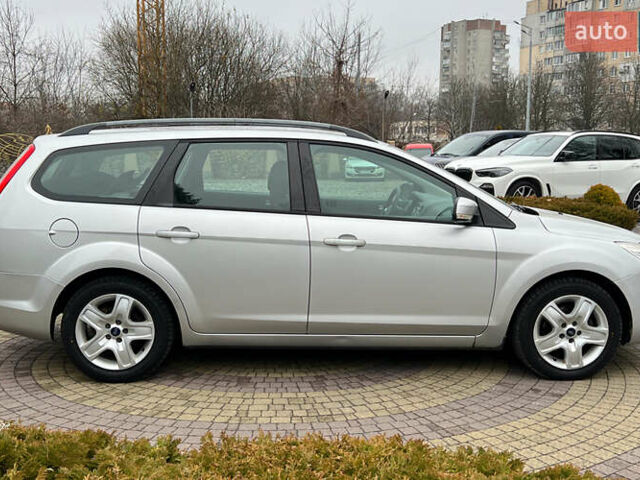 Серый Форд Фокус, объемом двигателя 1.56 л и пробегом 175 тыс. км за 5400 $, фото 7 на Automoto.ua