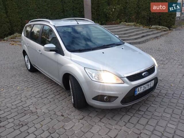 Серый Форд Фокус, объемом двигателя 1.6 л и пробегом 209 тыс. км за 4999 $, фото 5 на Automoto.ua
