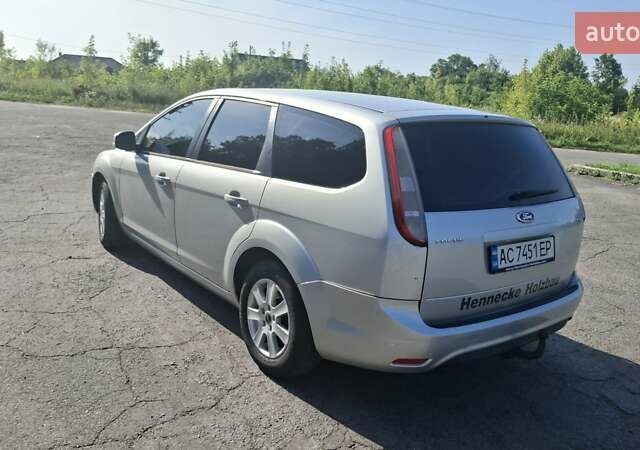 Сірий Форд Фокус, об'ємом двигуна 1.6 л та пробігом 368 тис. км за 5600 $, фото 4 на Automoto.ua