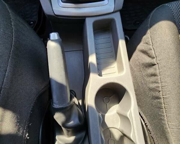 Сірий Форд Фокус, об'ємом двигуна 1.8 л та пробігом 159 тис. км за 5500 $, фото 12 на Automoto.ua