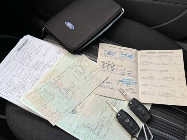 Сірий Форд Фокус, об'ємом двигуна 1.6 л та пробігом 226 тис. км за 4800 $, фото 14 на Automoto.ua