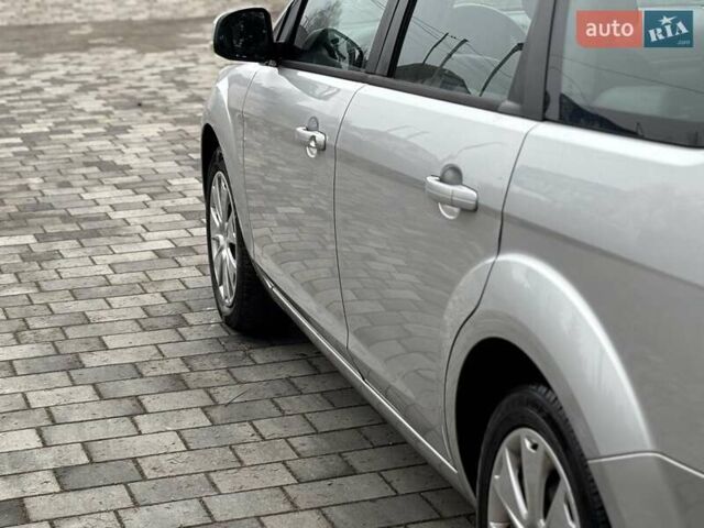 Серый Форд Фокус, объемом двигателя 1.6 л и пробегом 206 тыс. км за 5800 $, фото 12 на Automoto.ua