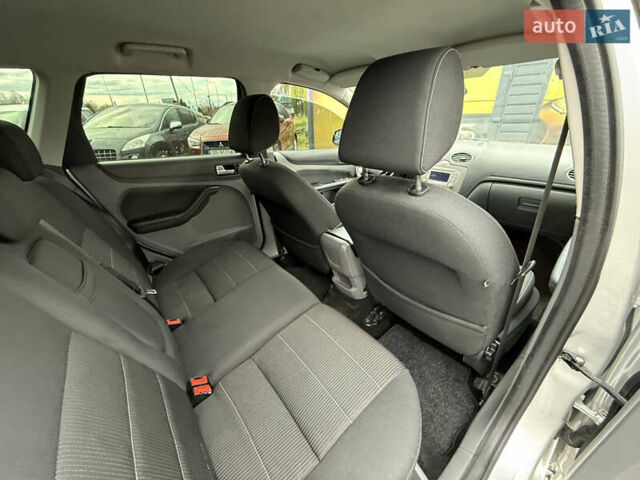Сірий Форд Фокус, об'ємом двигуна 1.6 л та пробігом 341 тис. км за 6600 $, фото 32 на Automoto.ua
