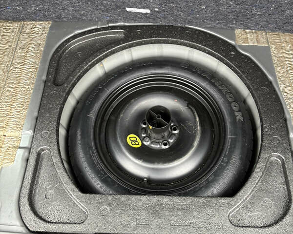 Сірий Форд Фокус, об'ємом двигуна 1.6 л та пробігом 217 тис. км за 5600 $, фото 9 на Automoto.ua