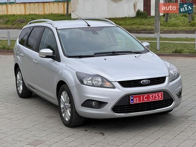 Сірий Форд Фокус, об'ємом двигуна 1.8 л та пробігом 220 тис. км за 5400 $, фото 1 на Automoto.ua