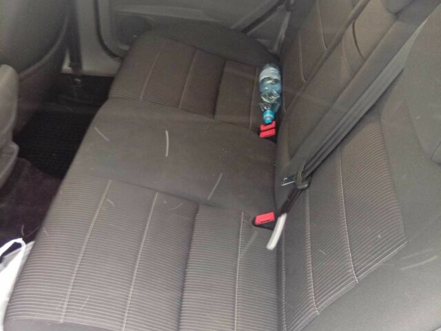 Сірий Форд Фокус, об'ємом двигуна 1.6 л та пробігом 2 тис. км за 6000 $, фото 14 на Automoto.ua