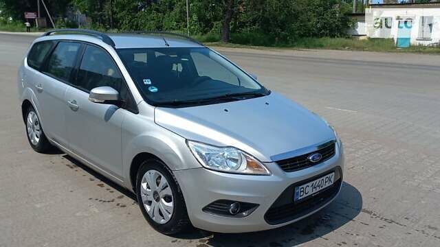 Серый Форд Фокус, объемом двигателя 1.56 л и пробегом 272 тыс. км за 5350 $, фото 4 на Automoto.ua