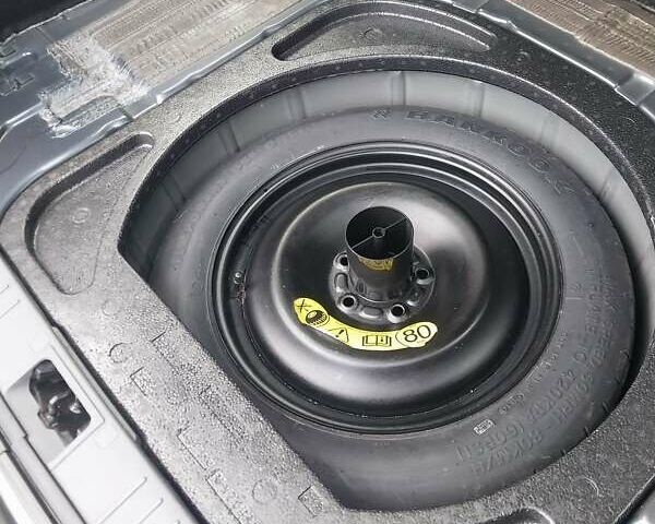 Серый Форд Фокус, объемом двигателя 1.56 л и пробегом 284 тыс. км за 4900 $, фото 5 на Automoto.ua