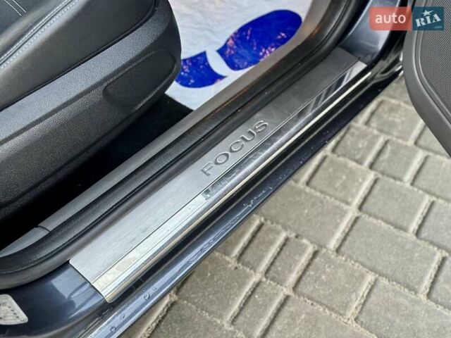 Серый Форд Фокус, объемом двигателя 1.6 л и пробегом 234 тыс. км за 6800 $, фото 21 на Automoto.ua