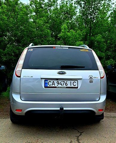 Серый Форд Фокус, объемом двигателя 1.6 л и пробегом 245 тыс. км за 5800 $, фото 3 на Automoto.ua