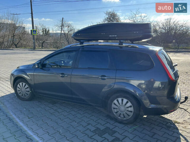 Серый Форд Фокус, объемом двигателя 1.6 л и пробегом 270 тыс. км за 5999 $, фото 9 на Automoto.ua