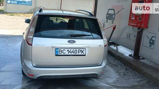 Серый Форд Фокус, объемом двигателя 1.56 л и пробегом 272 тыс. км за 5350 $, фото 7 на Automoto.ua