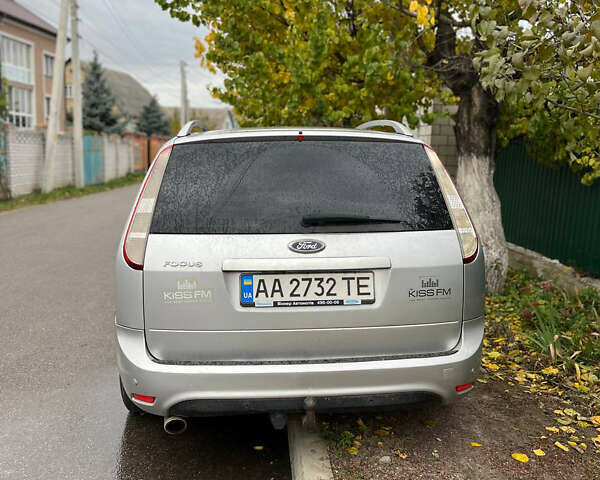 Серый Форд Фокус, объемом двигателя 1.6 л и пробегом 273 тыс. км за 4000 $, фото 8 на Automoto.ua