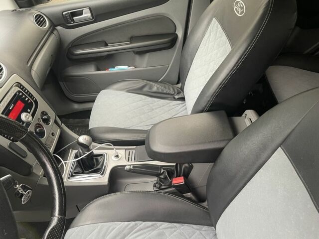 Сірий Форд Фокус, об'ємом двигуна 0 л та пробігом 277 тис. км за 5500 $, фото 22 на Automoto.ua