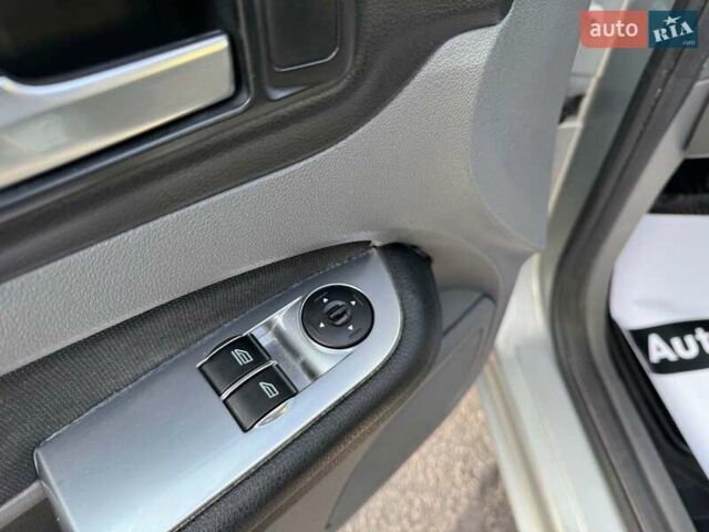 Сірий Форд Фокус, об'ємом двигуна 1.6 л та пробігом 300 тис. км за 5990 $, фото 14 на Automoto.ua