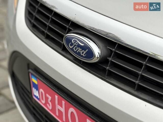 Сірий Форд Фокус, об'ємом двигуна 1.6 л та пробігом 252 тис. км за 5700 $, фото 14 на Automoto.ua