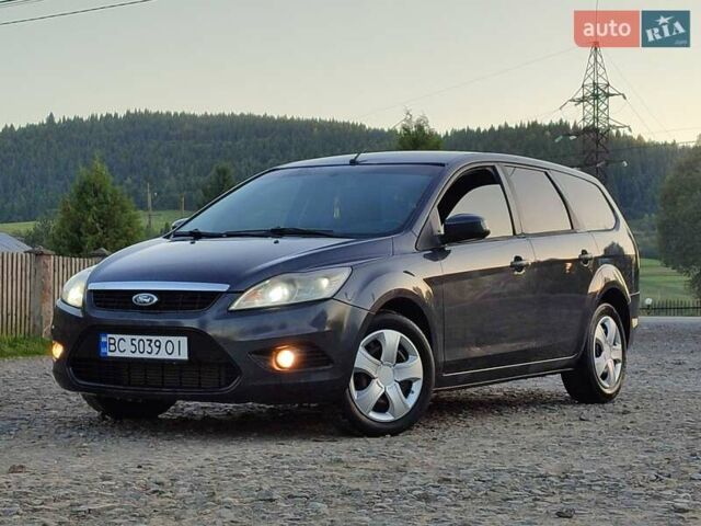 Серый Форд Фокус, объемом двигателя 2 л и пробегом 239 тыс. км за 4650 $, фото 1 на Automoto.ua