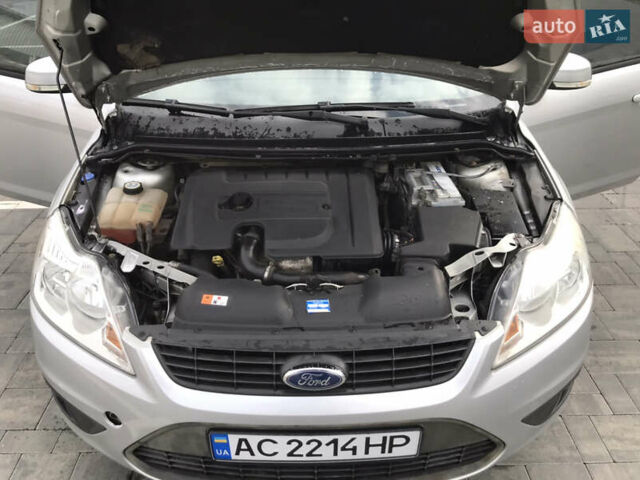 Серый Форд Фокус, объемом двигателя 1.56 л и пробегом 326 тыс. км за 5900 $, фото 21 на Automoto.ua