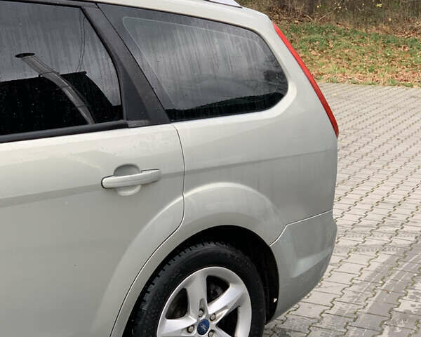 Серый Форд Фокус, объемом двигателя 1.75 л и пробегом 325 тыс. км за 5750 $, фото 30 на Automoto.ua