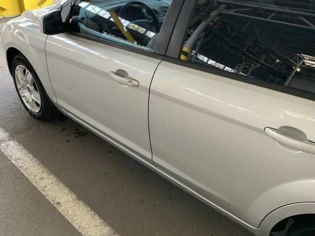 Сірий Форд Фокус, об'ємом двигуна 1.6 л та пробігом 194 тис. км за 6000 $, фото 8 на Automoto.ua