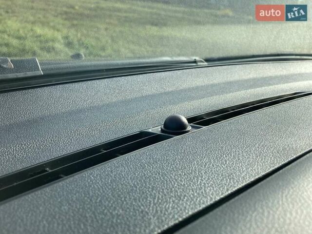 Серый Форд Фокус, объемом двигателя 1.6 л и пробегом 228 тыс. км за 6999 $, фото 12 на Automoto.ua