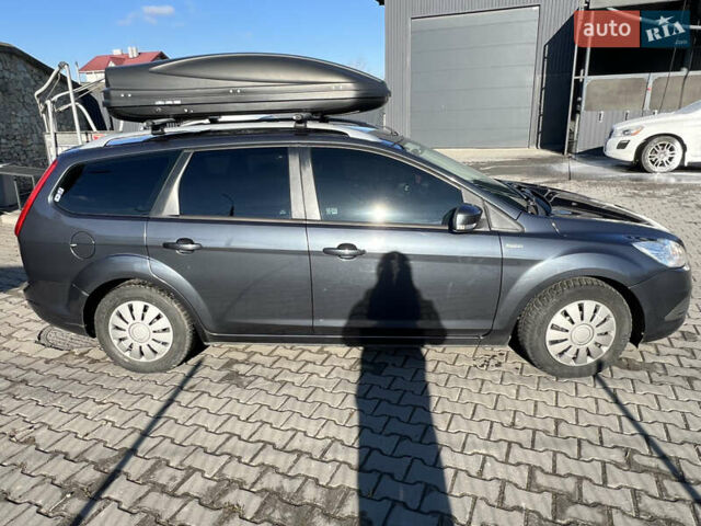 Серый Форд Фокус, объемом двигателя 1.6 л и пробегом 270 тыс. км за 5999 $, фото 5 на Automoto.ua