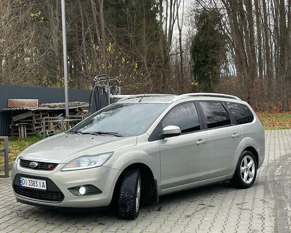 Серый Форд Фокус, объемом двигателя 1.75 л и пробегом 325 тыс. км за 5750 $, фото 4 на Automoto.ua