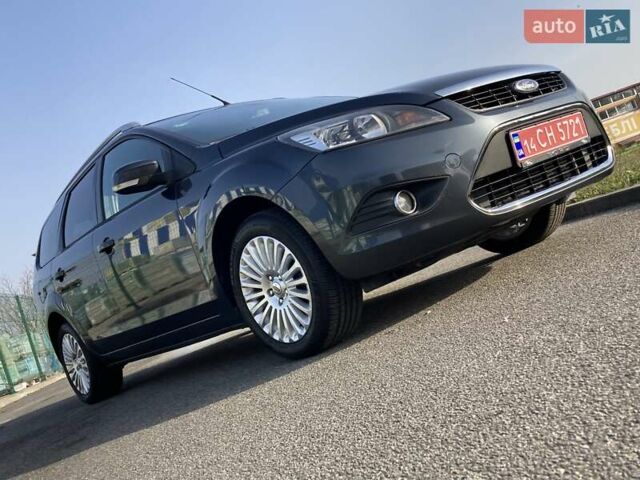 Серый Форд Фокус, объемом двигателя 1.6 л и пробегом 228 тыс. км за 6999 $, фото 48 на Automoto.ua